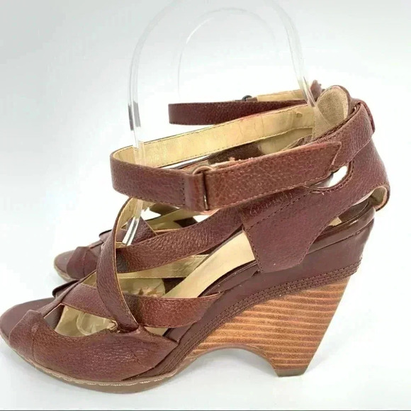 Max Studio heels size 7.5 brown leather sticky strap criss cross funky wedge - Picture 5 of 13